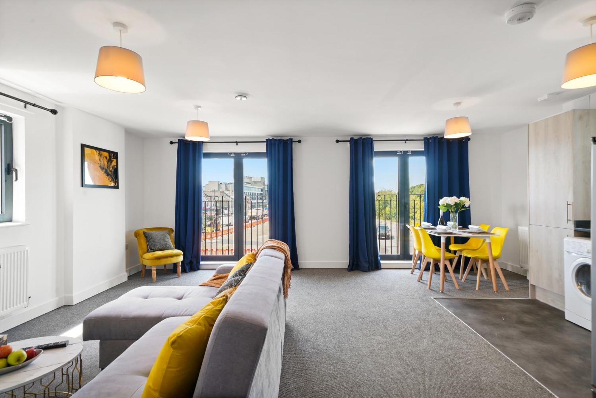 One And Two Bed Apartments Slough Near Heathrow Colnbrook Bagian luar foto