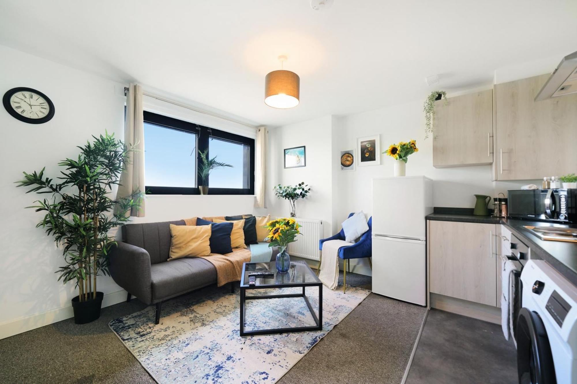 One And Two Bed Apartments Slough Near Heathrow Colnbrook Bagian luar foto